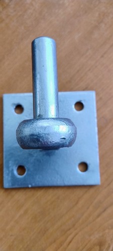 Bolt square gate hanger - 4",